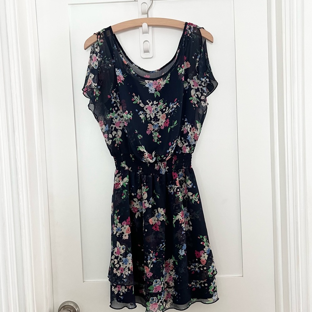 Express Floral Short Sleeve Dress S.